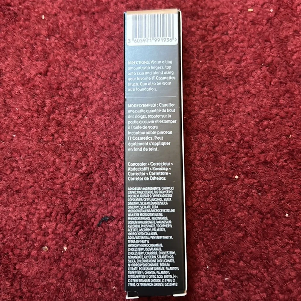 🦋NIB🦋IT‎ BYE BYE Undereye Medium Nude Shade